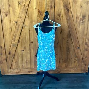 Sparkly homecoming /prom dress!!